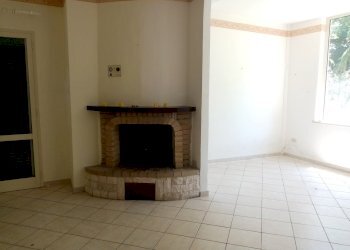 6.jpg - Villa Via Annamaria Mozzoni 11, Labro - foto 6