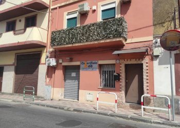 Locale Commerciale Va Marco Polo, Messina - foto 2
