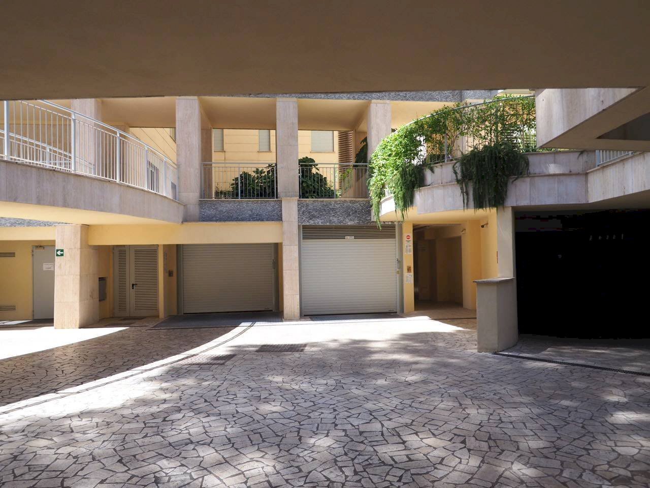 Box Piazza Albania, Roma (zona Aventino) - foto 3