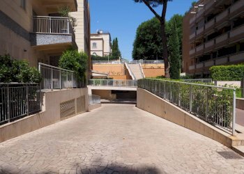 Box Piazza Albania, Roma (zona Aventino) - foto 1