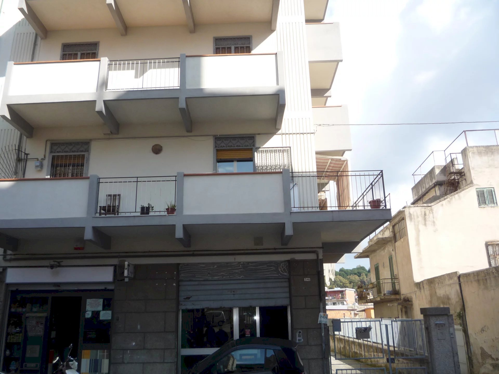 Locale Commerciale Via Palermo, Messina - foto 1