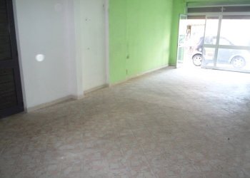 Locale Commerciale Via Palermo, Messina - foto 14