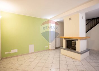 Casa semi indipendente via verona, 108 
 Borgo Rovereto, Alessandria - foto 4