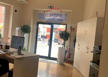 Locale Commerciale Via Dei Guasco, 36 
 Centro-P.tta della Lega, Alessandria - foto 3