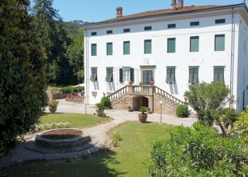 vendesi villa con giardinoDJI_0223.JPG - Appartamento Via dei Sodini 38, Capannori - foto 1