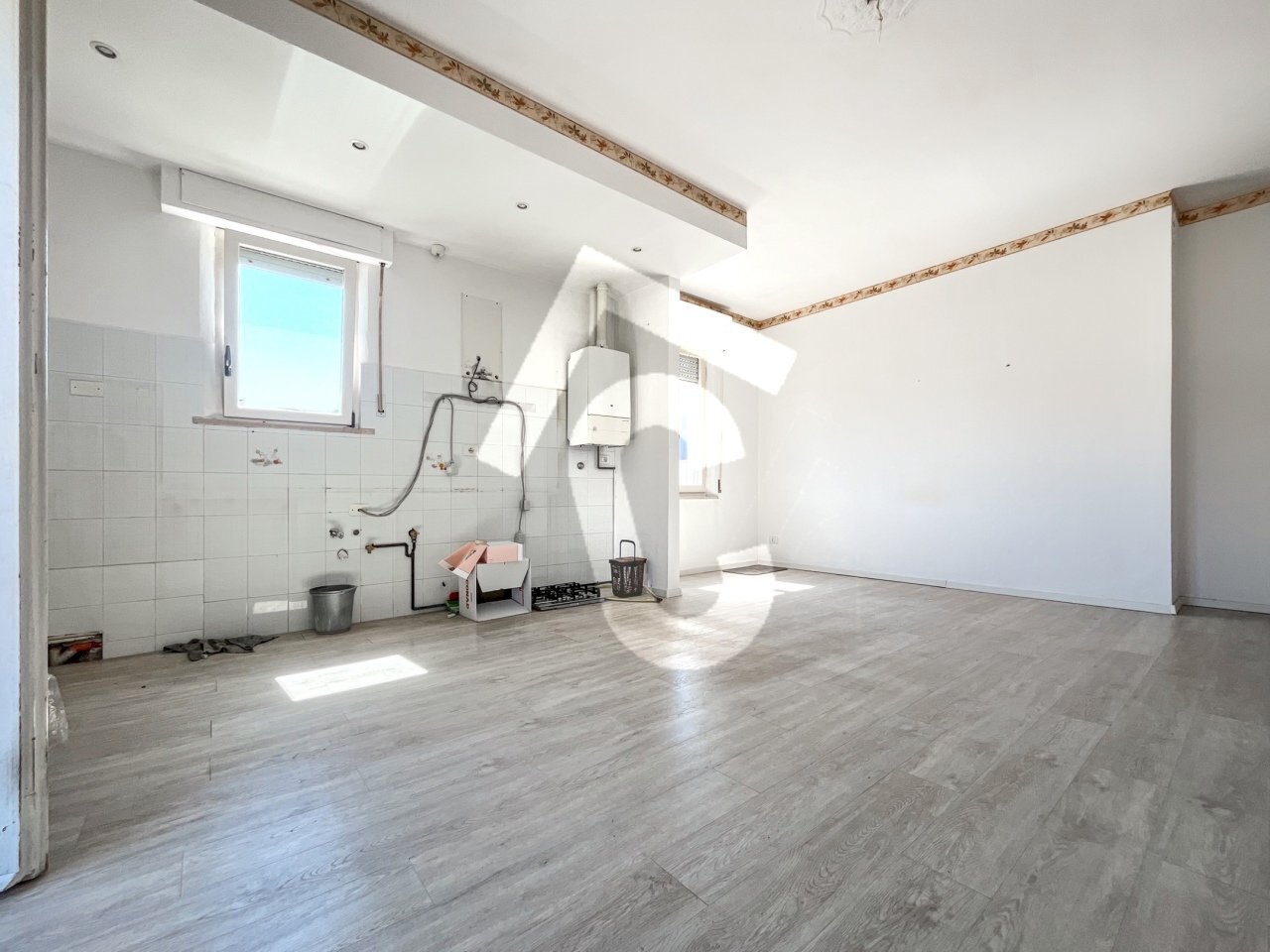 5CCDA9B7-DB8A-4261-A7E8-C17879C19B61.jpeg - Trilocale Jesi - foto 3