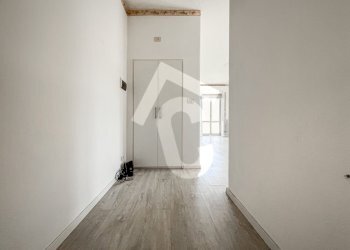 3D4CC71E-04CA-4FF9-982D-84CA532CEE54.jpeg - Trilocale Jesi - foto 4