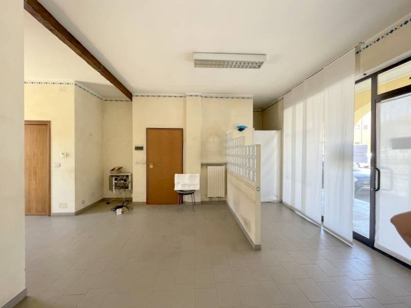 3 - Attività Commerciale via Guglielmo Marconi, 56, Morozzo - foto 3