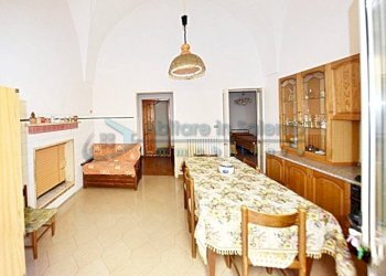 Salone - Casa indipendente Gagliano del Capo - foto 4