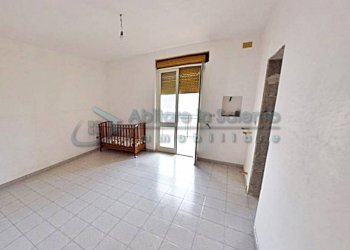 Stanza non arredata - Casa indipendente Gagliano del Capo - foto 23