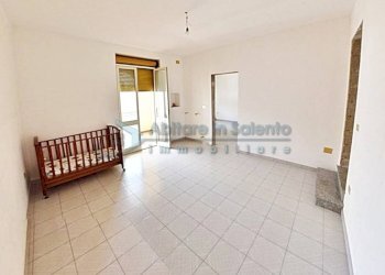 Stanza non arredata - Casa indipendente Gagliano del Capo - foto 27