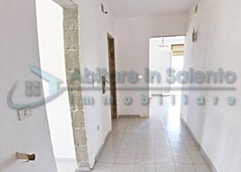 Corridoio - Casa indipendente Gagliano del Capo - foto 38