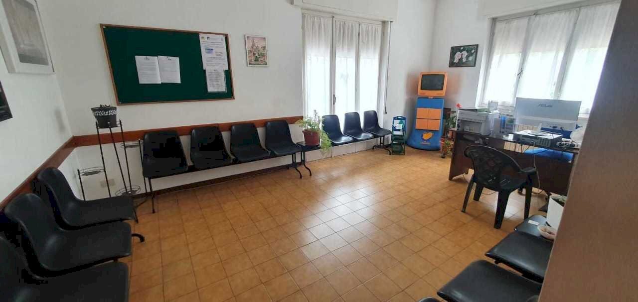 WhatsApp Image 2022-07-01 at 16.15.41 (1).jpeg - Office Arcola - photo 1