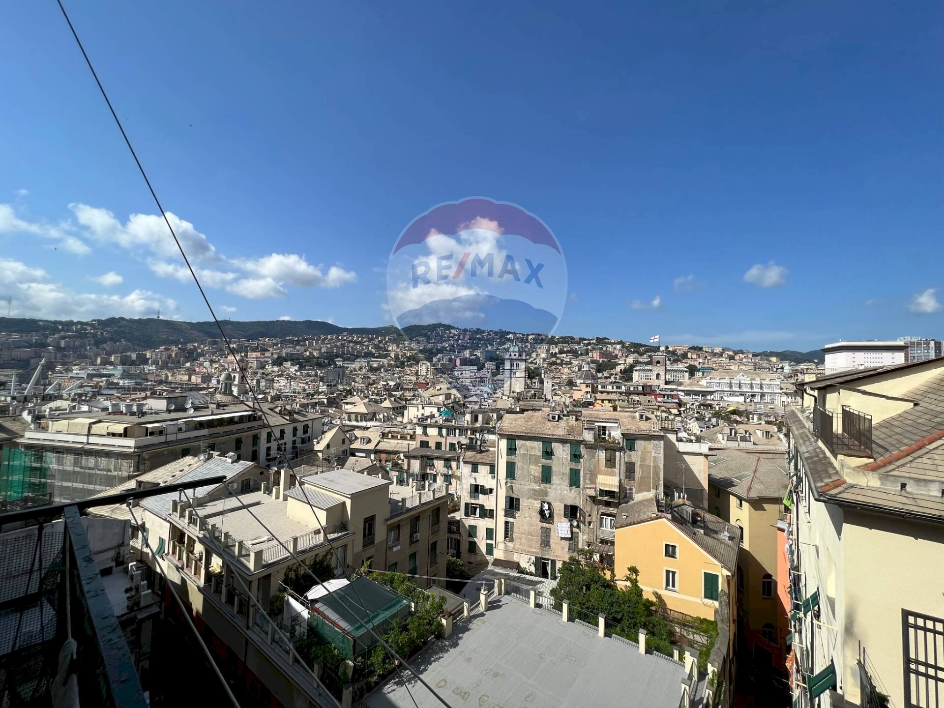 Three-room apartment Centro Storico, Genova, Genova (neighborhood Centro Storico) - photo 2