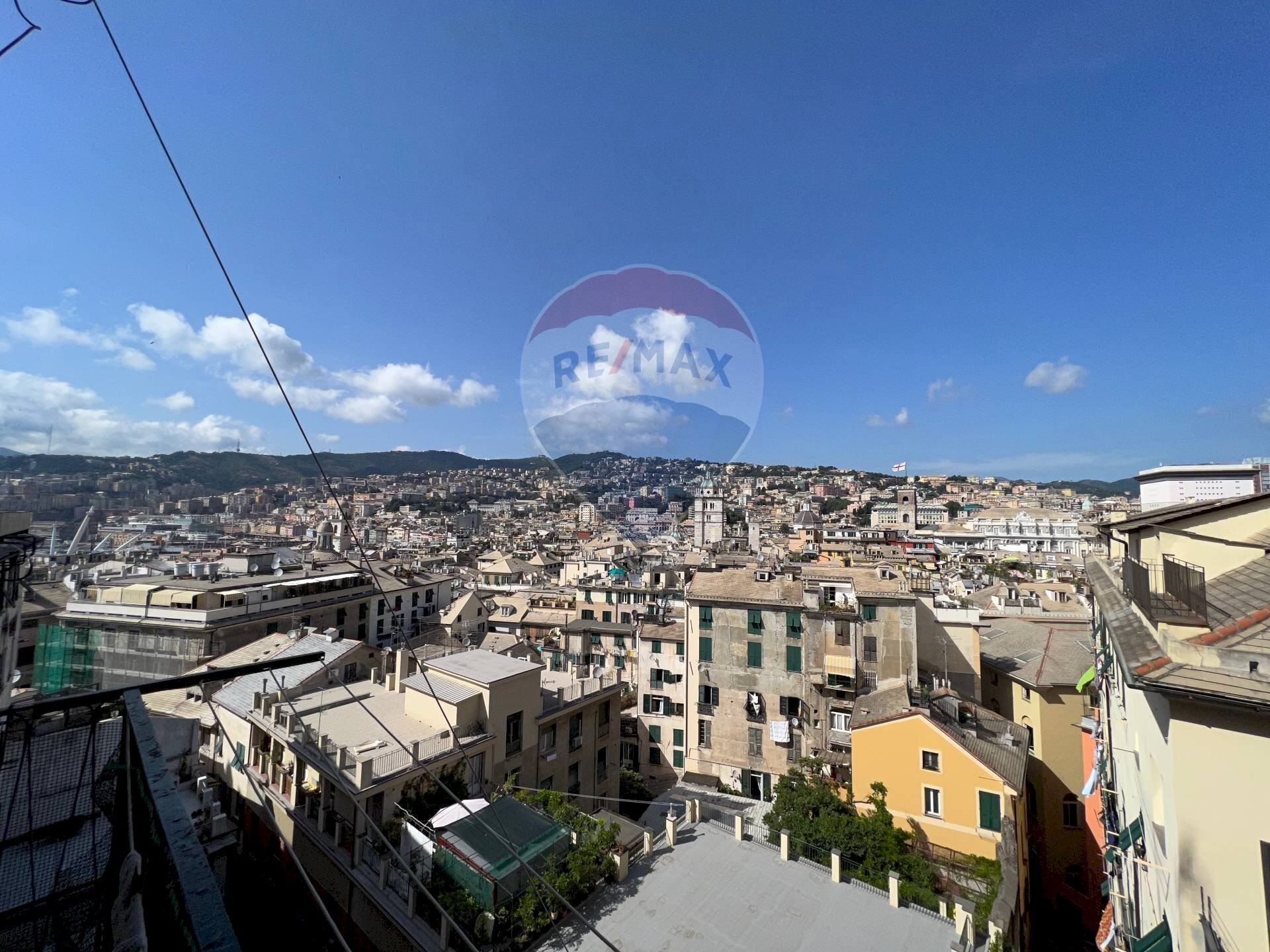 Three-room apartment Centro Storico, Genova, Genova (neighborhood Centro Storico) - photo 3