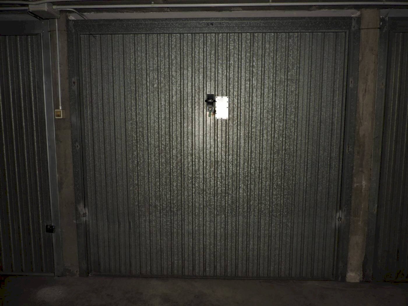 serranda esterna - Box via Antonio Orsolino, Genova (zona Sampierdarena) - foto 1