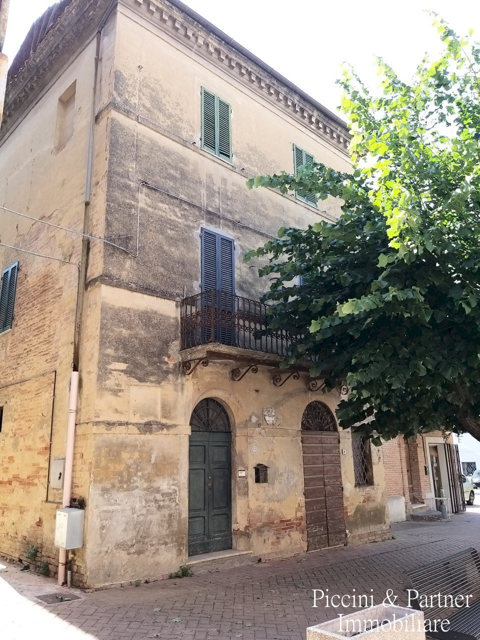 02.jpg - Rustic Piazza del Popolo 15, Castiglione del Lago - photo 2