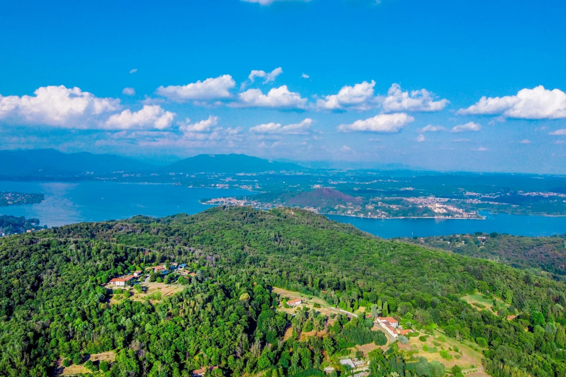 Villa Arona - foto 2