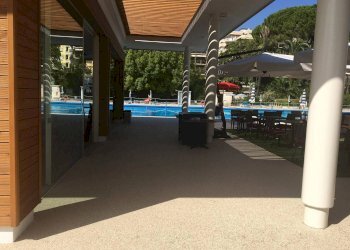 Negozio corso Felice Cavallotti, 84, Sanremo - foto 23