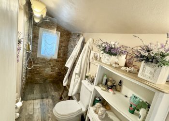 IMG_3070 2.jpg - Quadrilocale Seravezza - foto 21