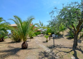 04 ACQUAVIVA PICENA VILLA CON VISTA MARE .jpg - Casa indipendente Acquaviva Picena - foto 8