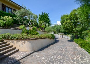 14 ACQUAVIVA PICENA VILLA CON VISTA MARE.jpg - Casa indipendente Acquaviva Picena - foto 9