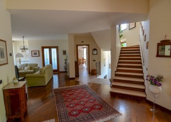 19 ACQUAVIVA PICENA VILLA CON VISTA MARE.jpg - Casa indipendente Acquaviva Picena - foto 10