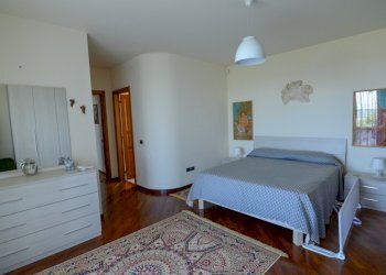 23 ACQUAVIVA PICENA VILLA CON VISTA MARE.jpg - Casa indipendente Acquaviva Picena - foto 15