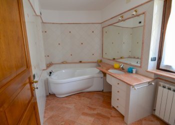 22 ACQUAVIVA PICENA VILLA CON VISTA MARE.jpg - Casa indipendente Acquaviva Picena - foto 16