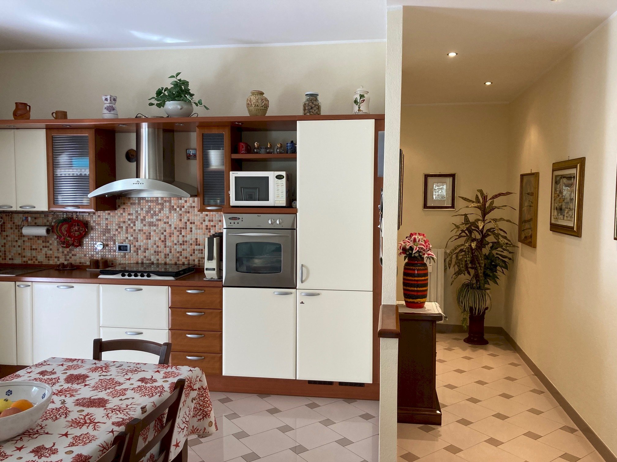 cucina - Trilocale via Mignone, Savona (zona Villapiana) - foto 2