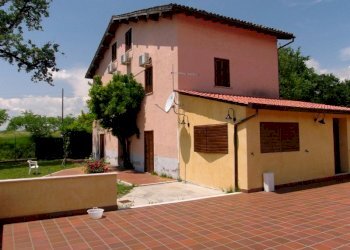 Hotel - Accommodation facility Via Colleone, Arce - photo 22