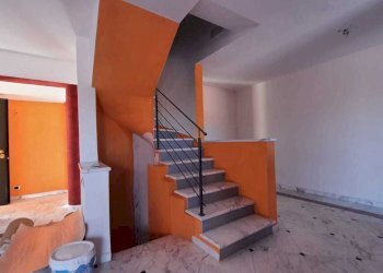scala sup.jpg - Porzione di casa Sarzana - foto 28