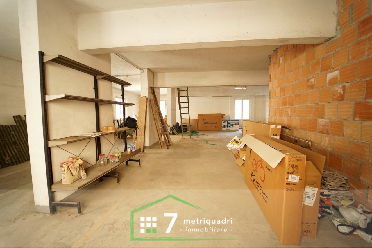 DSC00978.JPG - Warehouse Chiavari - photo 2