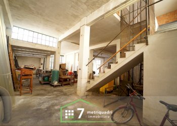 DSC00984.JPG - Warehouse Chiavari - photo 7