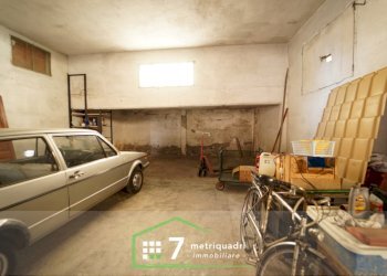 DSC00985.JPG - Warehouse Chiavari - photo 8