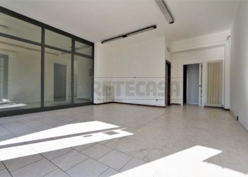 IMG_4520.JPG - Commercial Premises Vicenza - photo 8