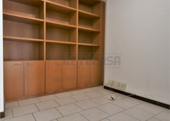 IMG_4524.JPG - Commercial Premises Vicenza - photo 11