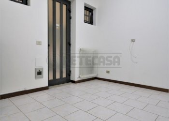 IMG_4528.JPG - Commercial Premises Vicenza - photo 15