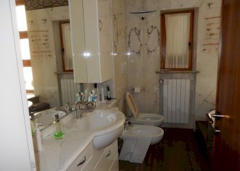 DSCN5884.JPG - Villa Via Bertucci 13, Brugnato - foto 10