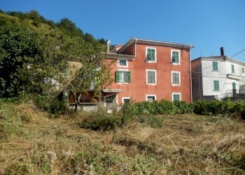 DSCN4393.JPG - Terratetto - Terracielo Località Ghiggeri, Varese Ligure - foto 6