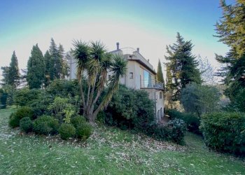 ca5.jpg - Villa Camaiore - foto 4