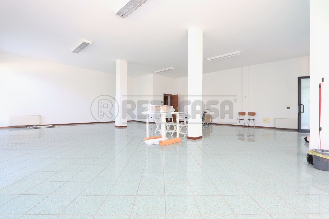 IMG_1601.JPG - Ufficio Longare - foto 2