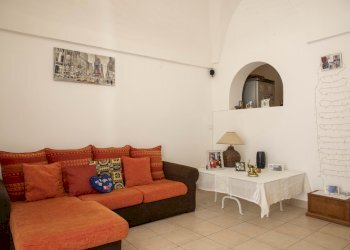 3.JPG - Casa indipendente Vico Bernardino Telesio, Ostuni - foto 3