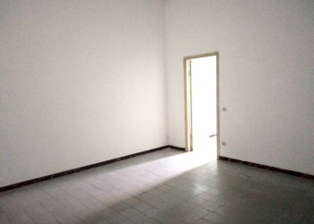 Negozio corso Giuseppe Garibaldi, 97, Rho - foto 2