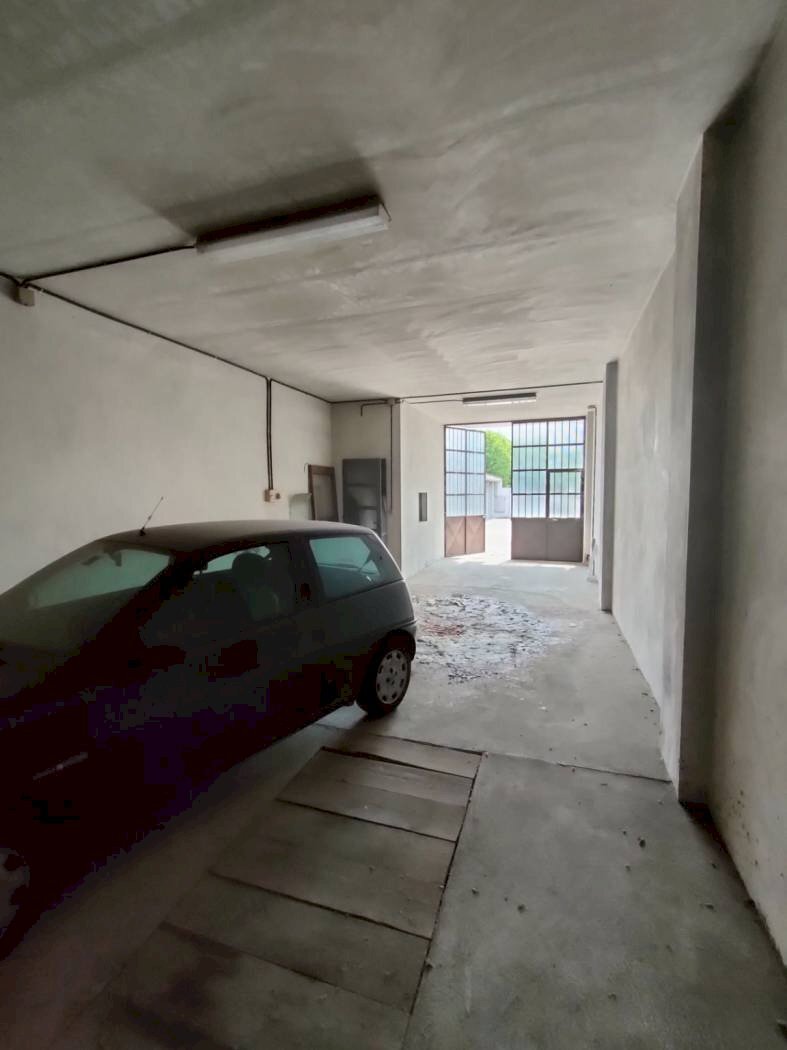 Box via Cremona, 4, Settimo Torinese - foto 3