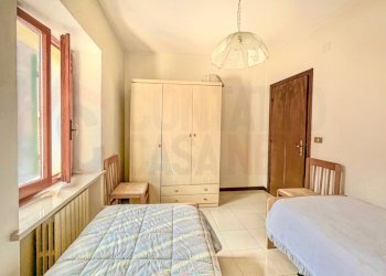 586AFFEA-34AB-44C0-AC76-72D1C75B3A88.jpeg - Trilocale Via Nazario Sauro 11, Jesi - foto 7