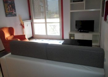 Soggiorno - Three-room apartment via Boves, Brescia - photo 13