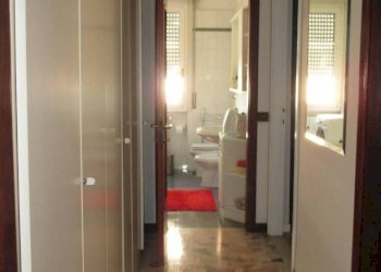 corridoio - Three-room apartment via Boves, Brescia - photo 38