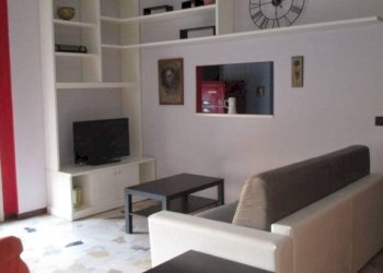 Soggiorno - Three-room apartment via Boves, Brescia - photo 25