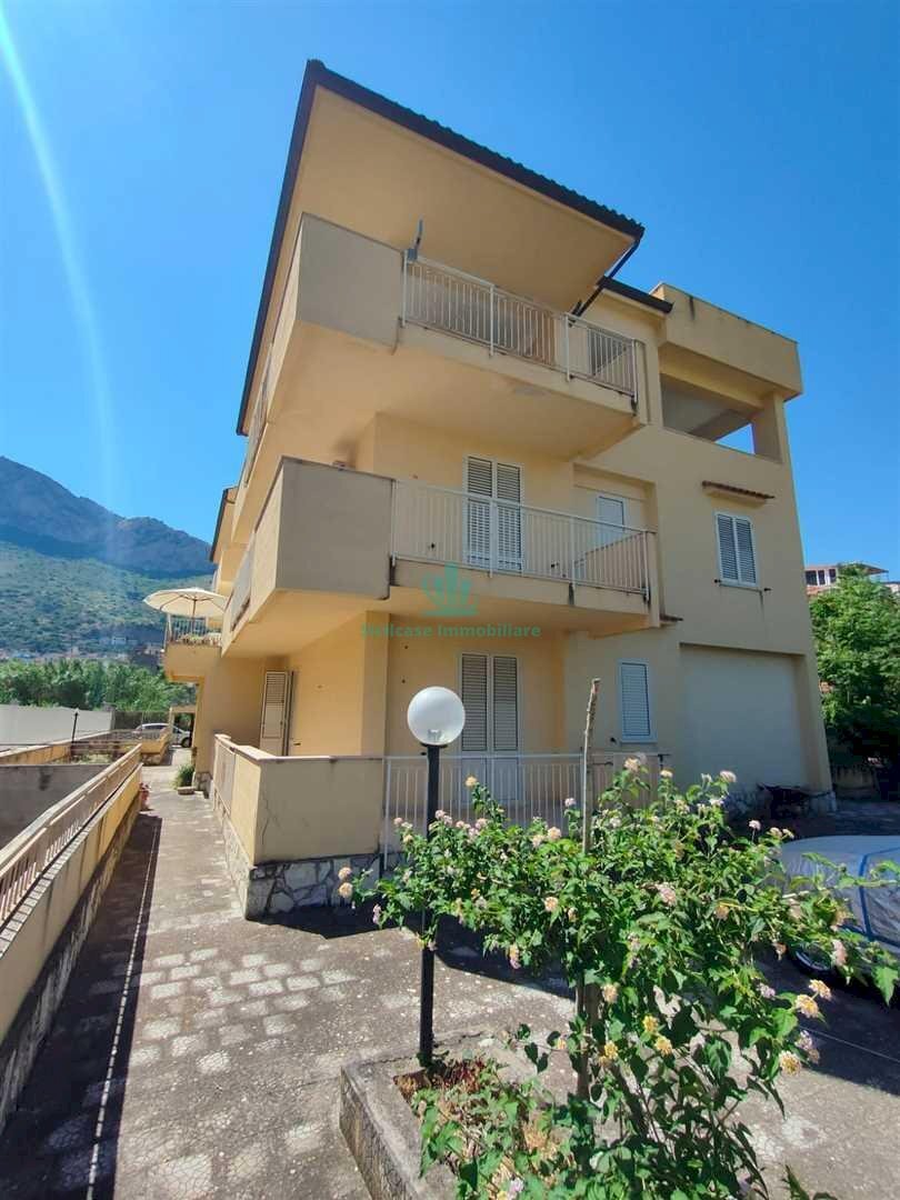 Quadrilocale Via Paolo Borsellino 20, Capaci - foto 1